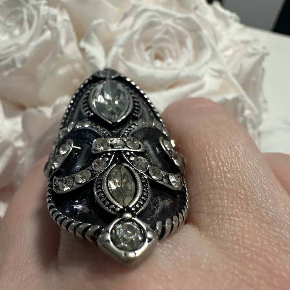 Fleur De Lis Shield Statement Ring - Silver Tone … - image 3